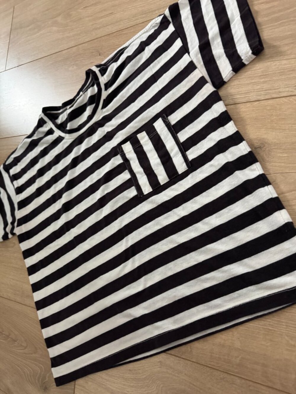 Like New Marine Layer Drop Shoulder Stripes Tee in Black/White Stripes Sz L - Picture 7 of 10